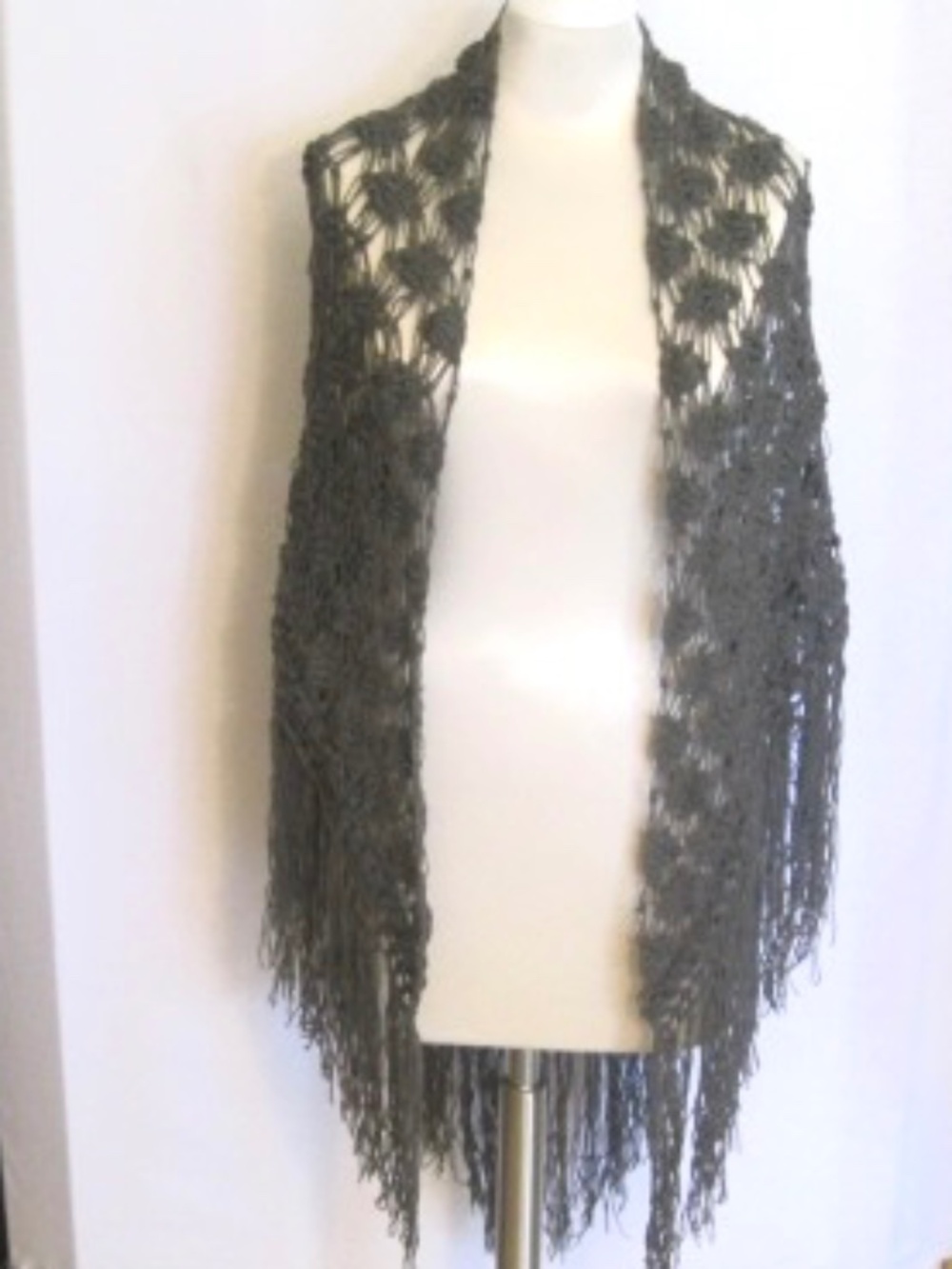 Vintage Crochet Triangle Shawl With Fringe